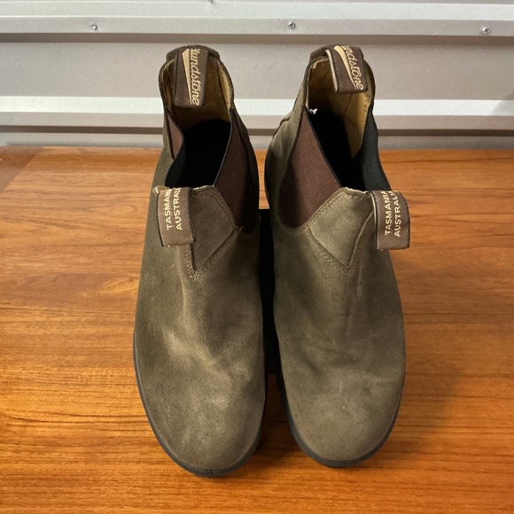 Blundstone Brown Chukka Boots - Picture 5 of 11